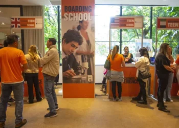 evento de intercâmbio, feira internacional de intercâmbio, exposição educacional