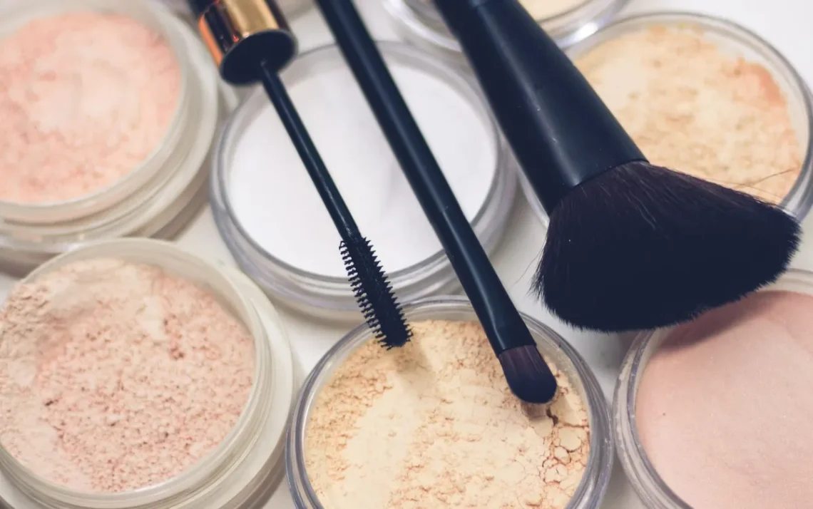 make, cosméticos, artigos de beleza