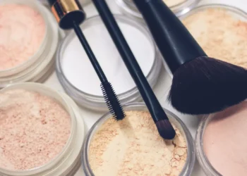 make, cosméticos, artigos de beleza