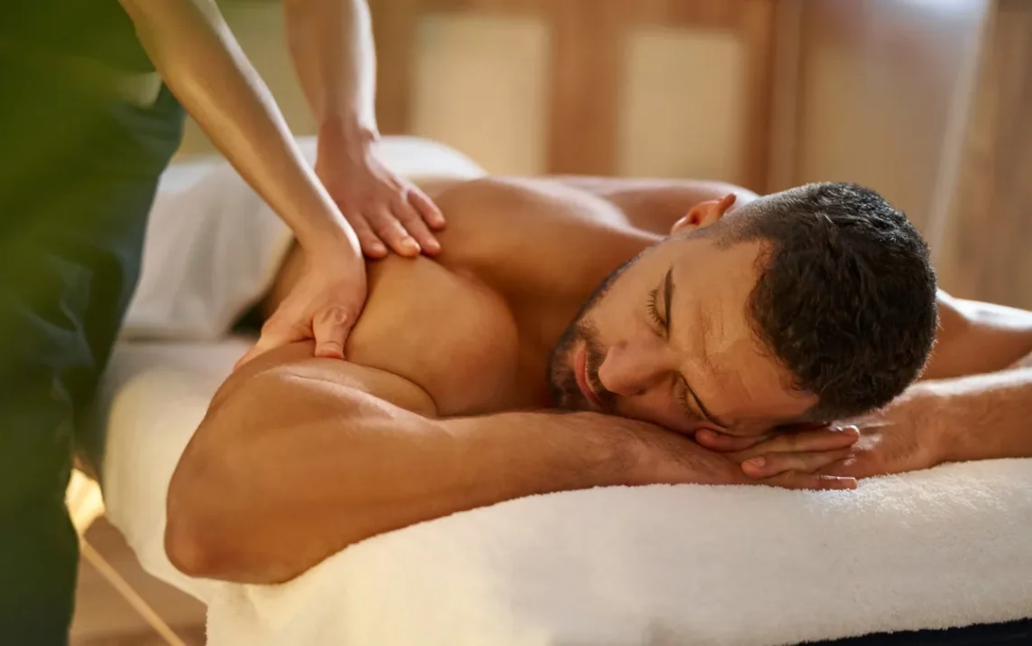 massagem tântrica masculina, massagem sexual masculina;