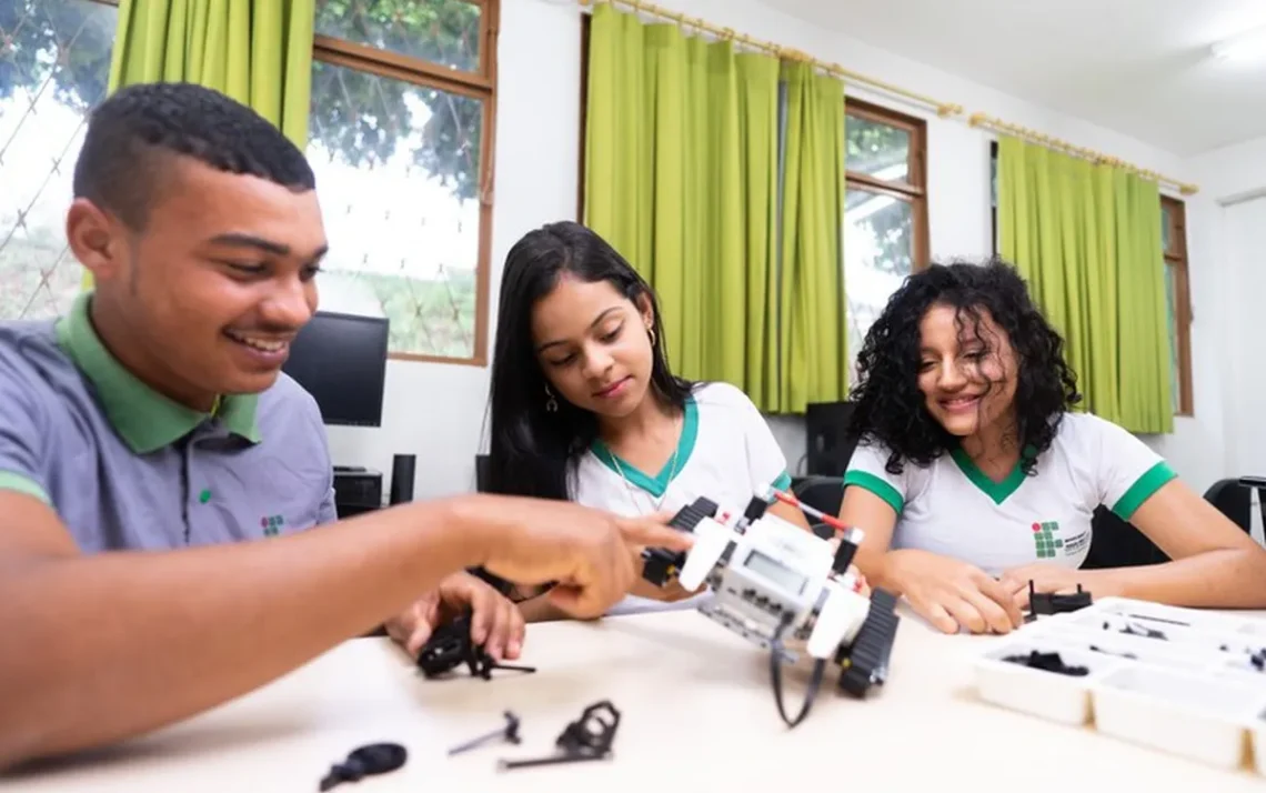 EPT, Educação Profissional, ensino técnico