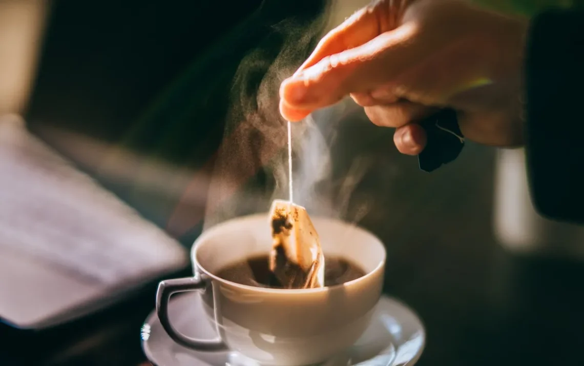 infusões, bebidas, herbáceas;