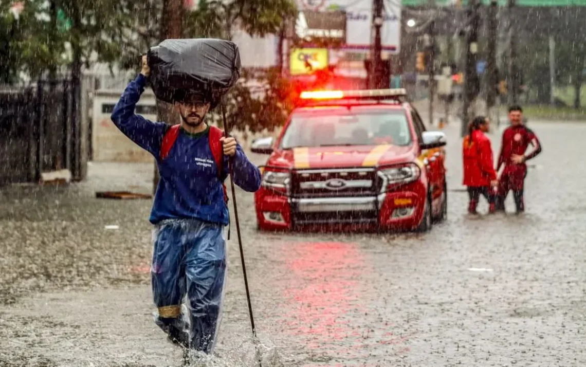 precipitação, tempestades, aguaceiros;