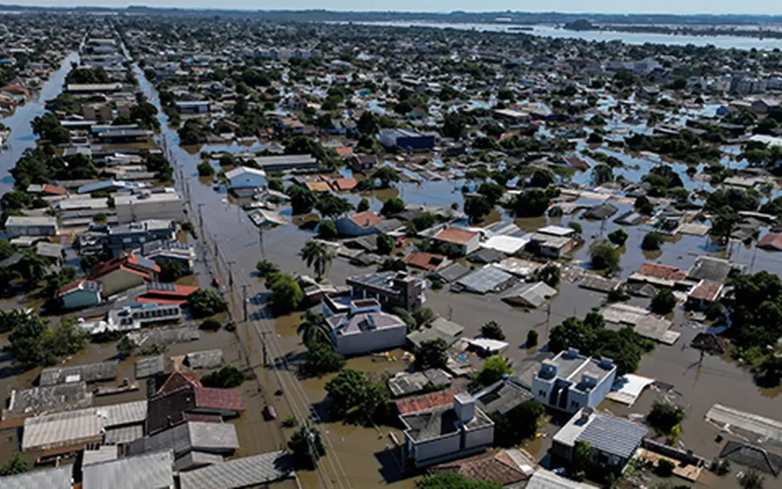 ajuda, ajuda humanitária, ajuda financeira;