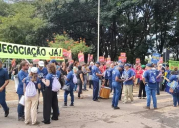 paralisados, greveiros, greve