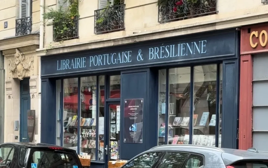 livro brasileiro, loja de livros brasileiros, livraria portuguesa em Paris, biblioteca brasileira, livraria cultural brasileira;