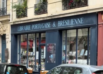 livro brasileiro, loja de livros brasileiros, livraria portuguesa em Paris, biblioteca brasileira, livraria cultural brasileira;