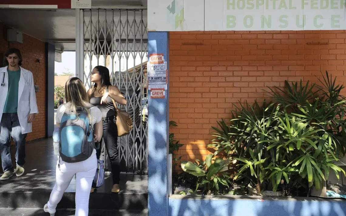 instituições, de saúde, unidades hospitalares, centros, de saúde;