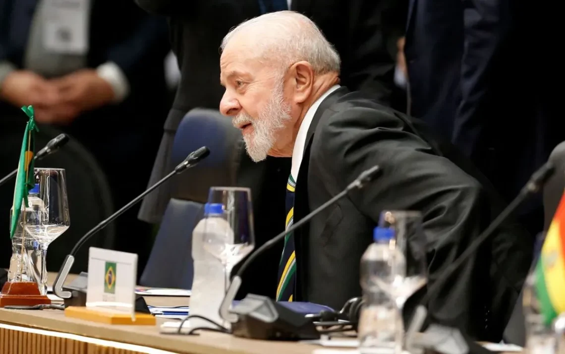 Luiz, Inácio Lula da Silva;