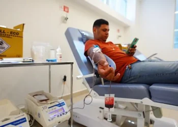 coleta de sangue, doação de sangue, doação voluntária de sangue;