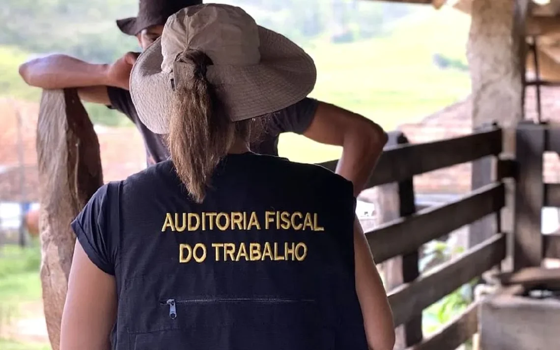 escravidão;