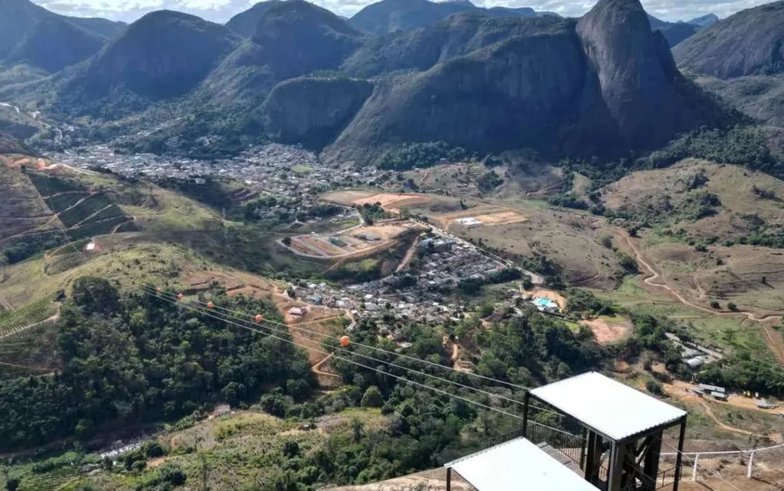 parque de aventura, atração turística, equipamento de aventura;