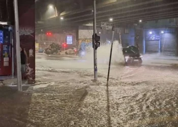 Tempestade, Pancadas de chuva, Ondas de calor, Furacão;